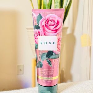 Bath & Body Works Rose Body Cream - Pink and Gold